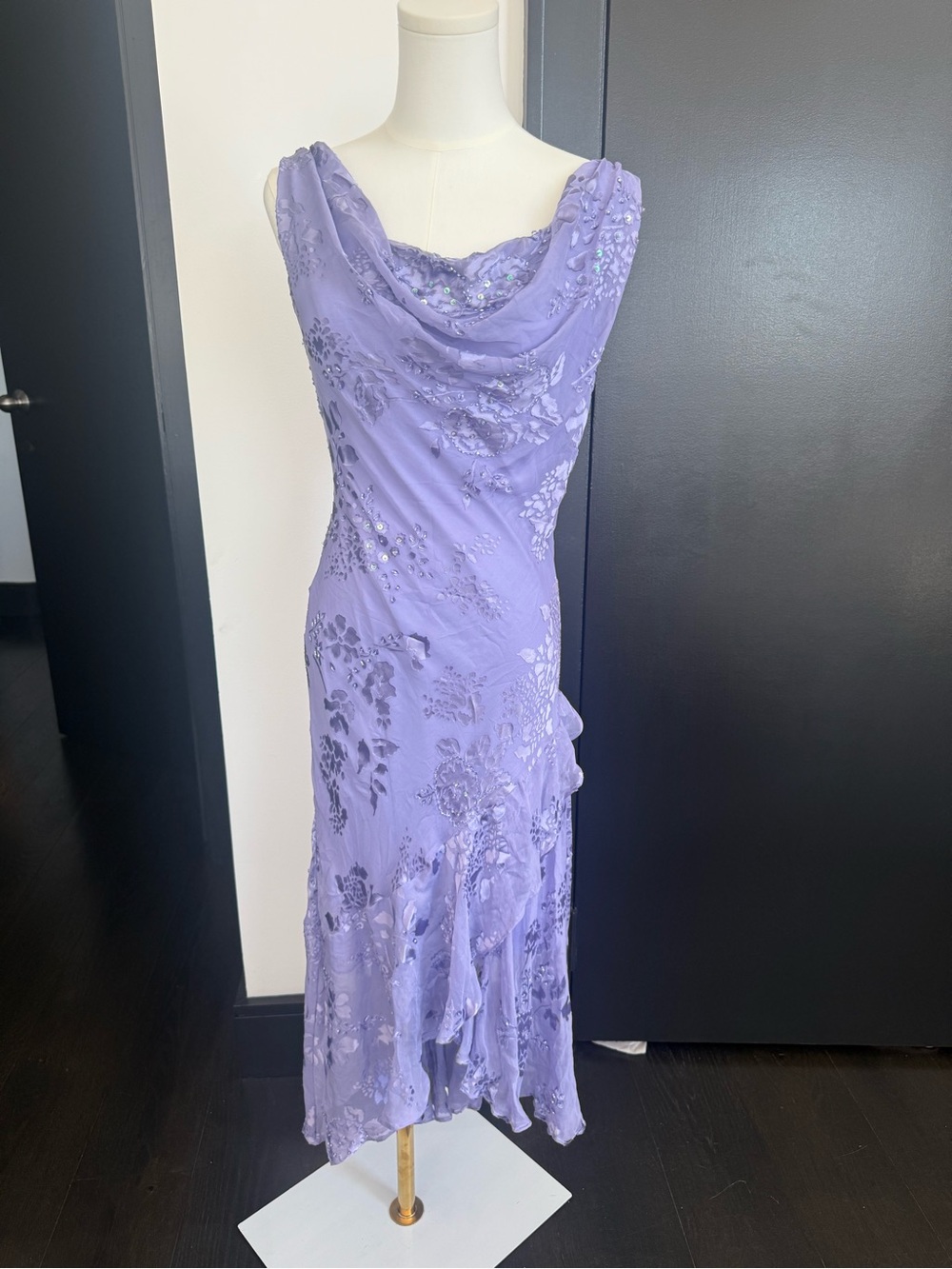 lilac 90s Vixen 100% silk Bias cut dress - Picture 3 of 9